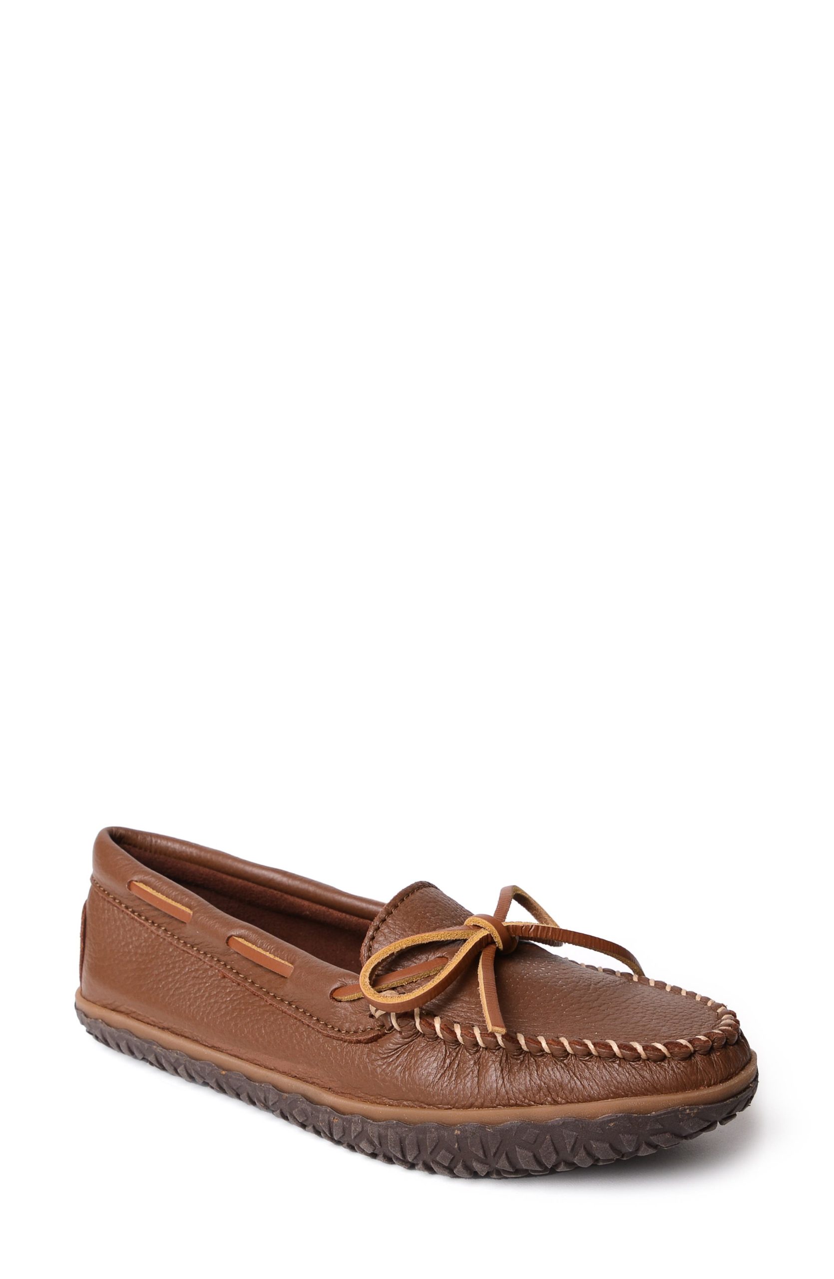 minnetonka slippers women's 