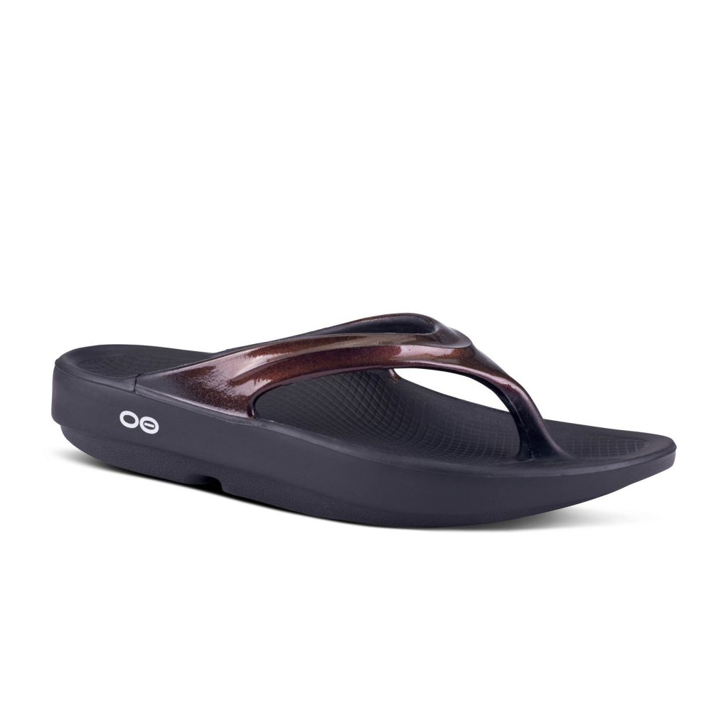 women's oofos sandals