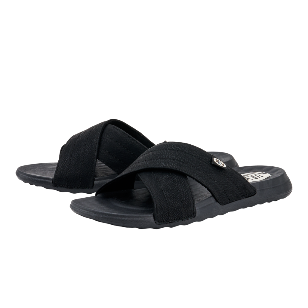 women's black slippers